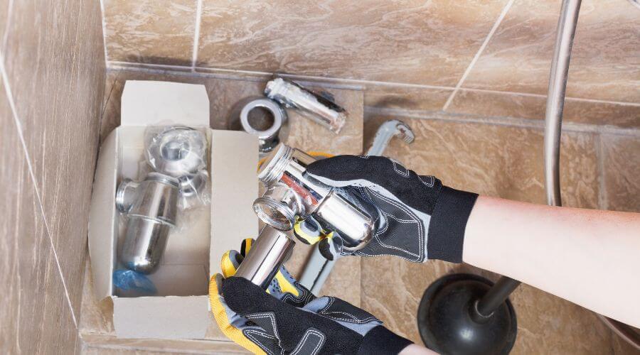 Expert Emergency Roof Repairs services in Onamia, MN